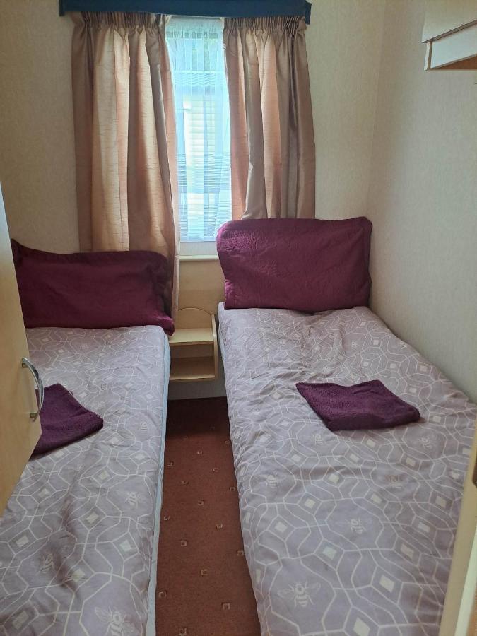 Cosy Caravan At Blackmoor Farm Ludchurch 外观 照片